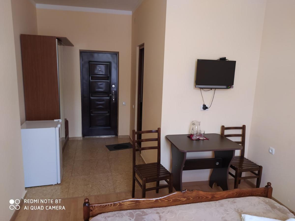 Gogichas Tower Hotel Bordzjomi Buitenkant foto
