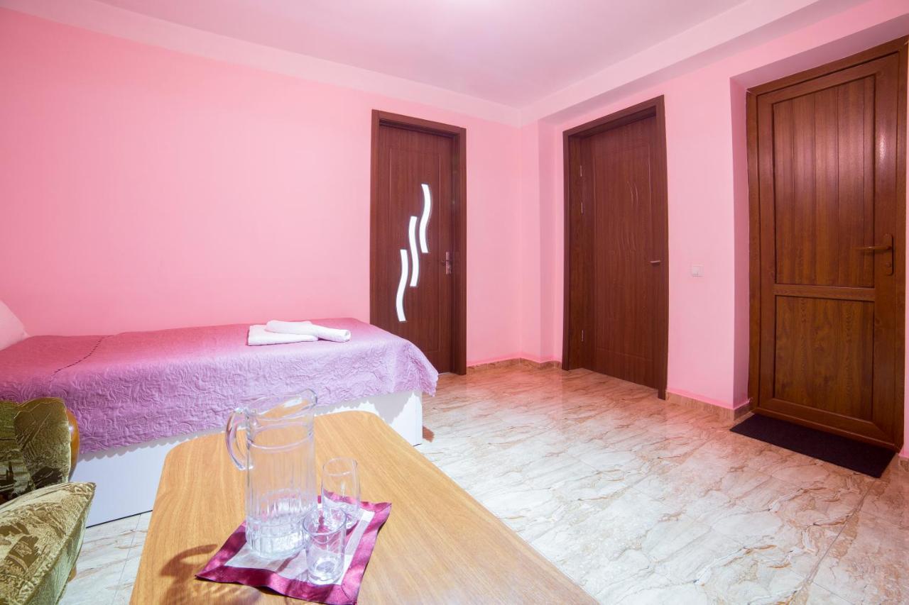 Gogichas Tower Hotel Bordzjomi Buitenkant foto