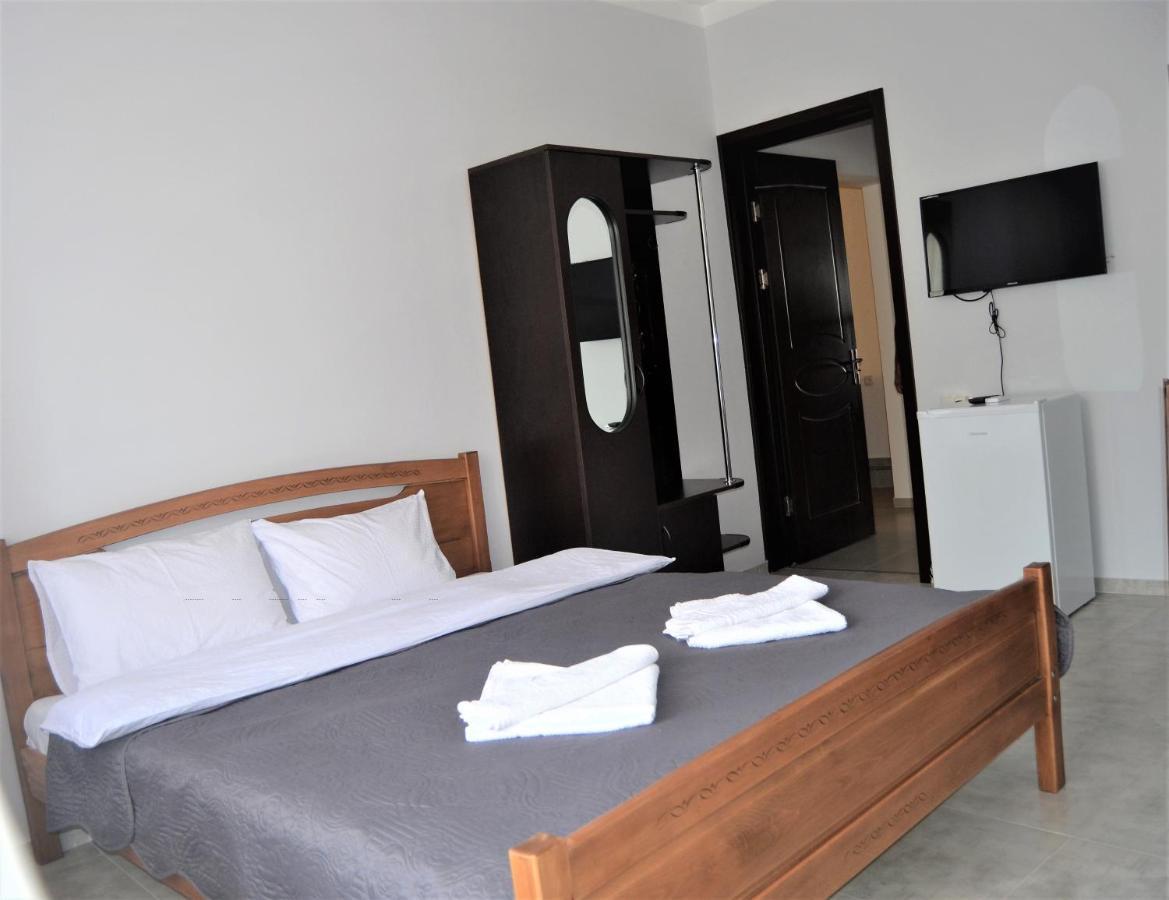 Gogichas Tower Hotel Bordzjomi Buitenkant foto