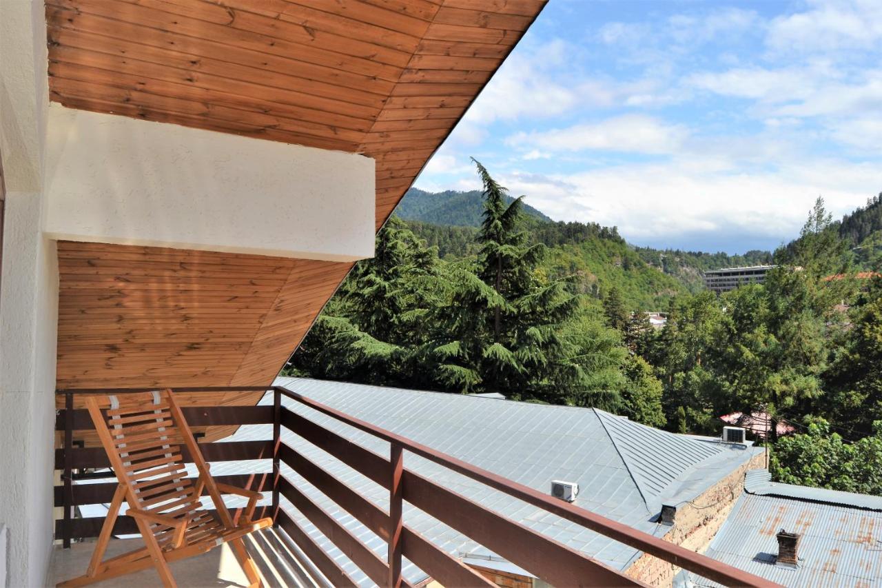 Gogichas Tower Hotel Bordzjomi Buitenkant foto
