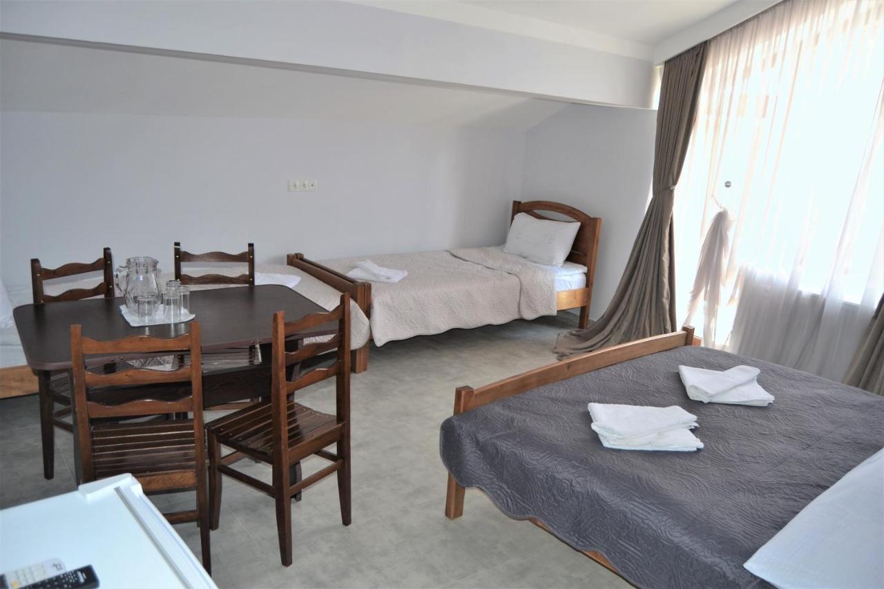 Gogichas Tower Hotel Bordzjomi Buitenkant foto